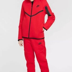 Nike Boy Tech Fleece Zip Jacket & Joggers
